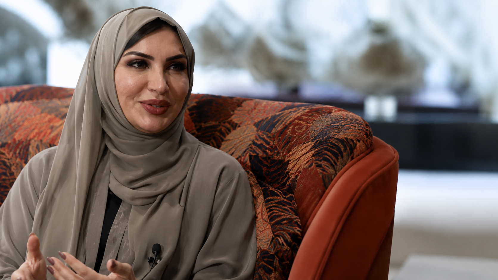 لقطة من حوار حول دور الأسرة في المسيرة المهنية
